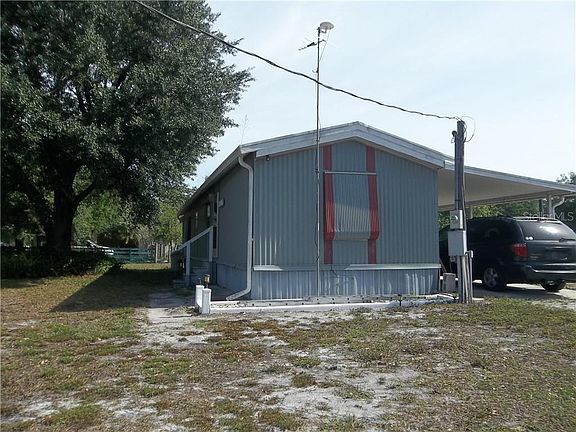 2nd image of 2086 NW Richard Ave