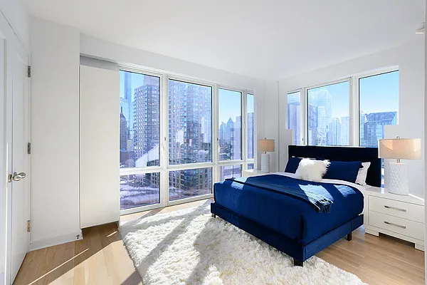 Sold by Nest Seekers International | media 5