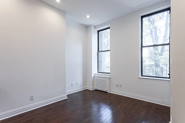 Rented by Platinum Properties | media 12