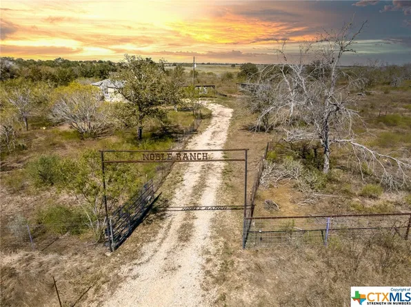 (undisclosed Address), Nixon, TX 78140