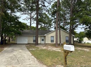 685 Bluestone Ln, Fayetteville, NC 28311