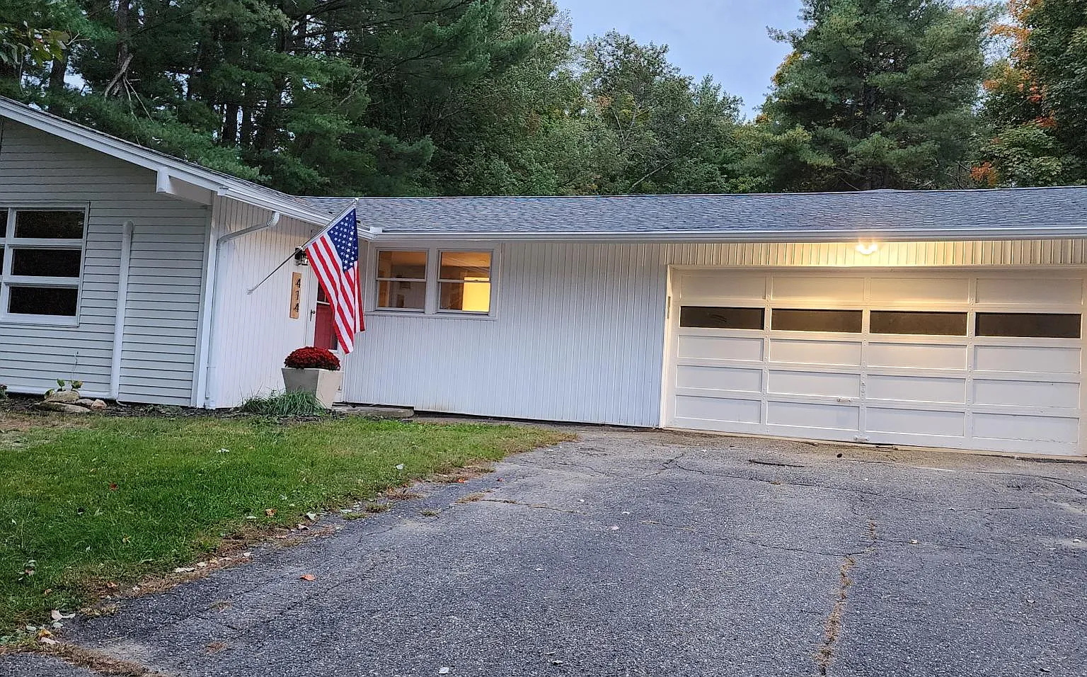 414 Greenwoods Rd — Photo 2