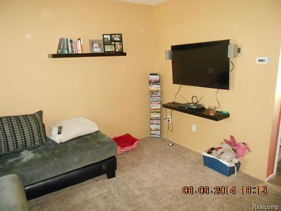 5th image of 36636 Park Place Dr