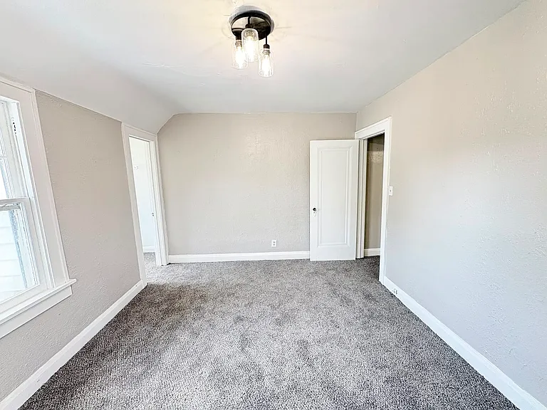 804 Alvison Rd — Photo 19