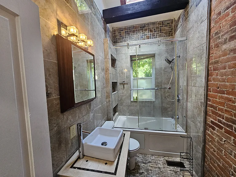 An absolutely gorgeous modern bathroom.