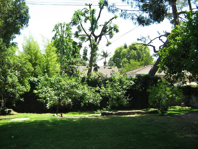 8538 Lorain Rd — Photo 20
