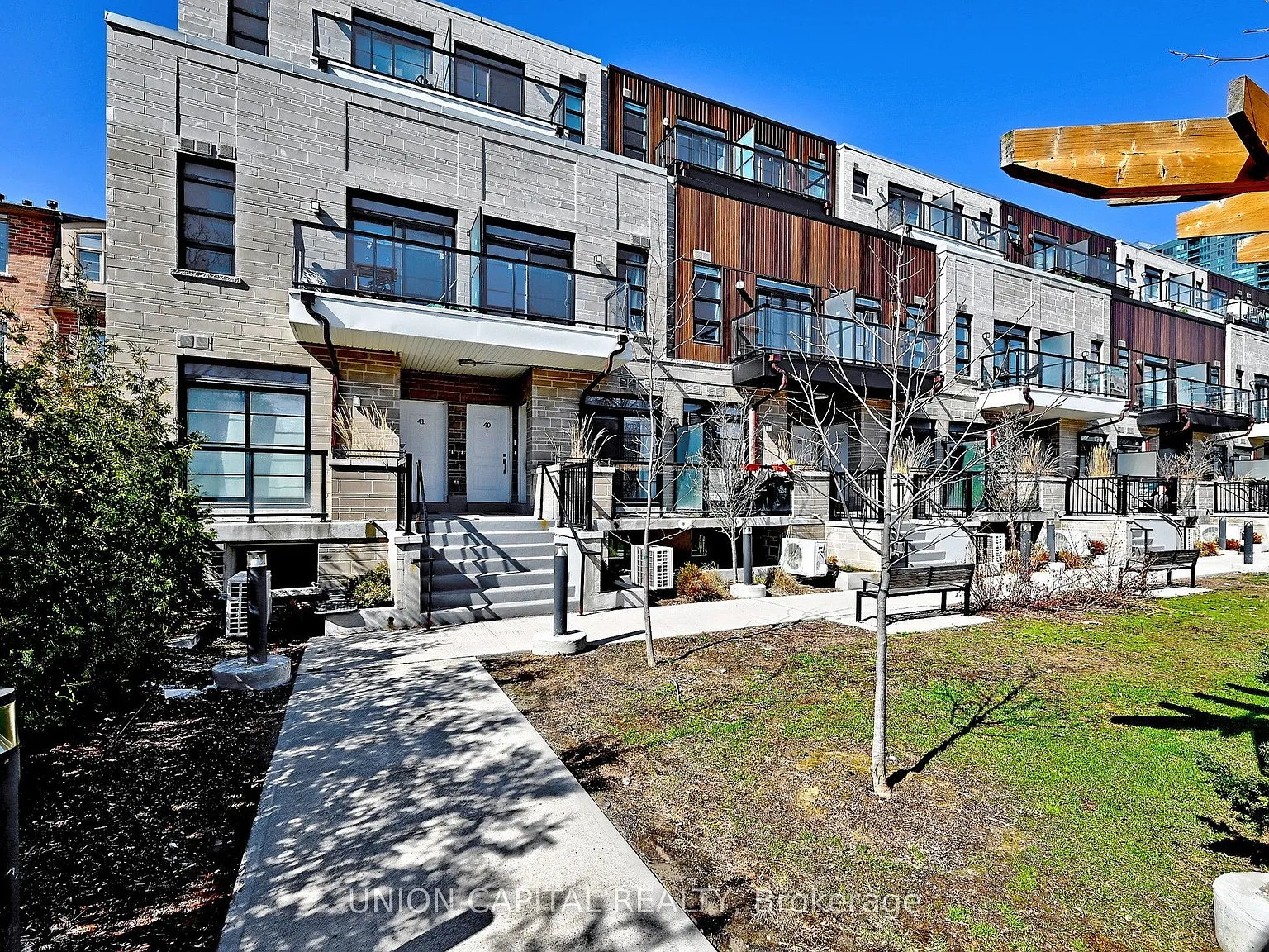 2 bed, $2,850 — Photo 1