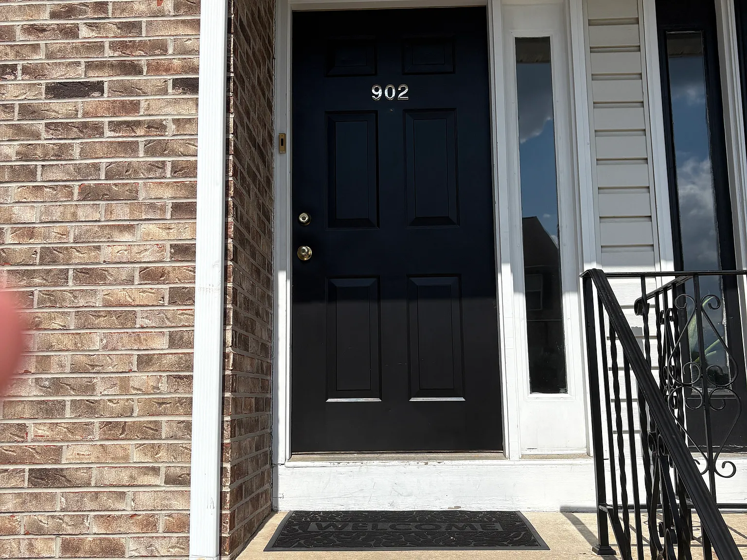 3 bed, 1625 sqft, $2,550 — Photo 2