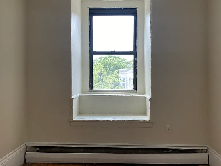 183 Harvard St #3A — Photo 8