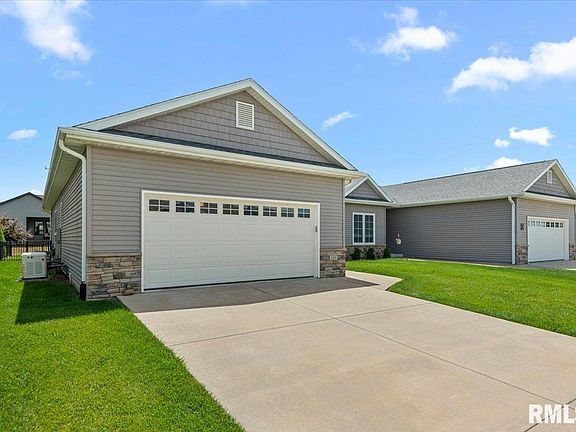 3rd image of 3208 Telford Dr