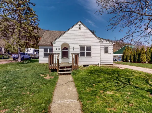 240 Division St, Millville, MN 55957