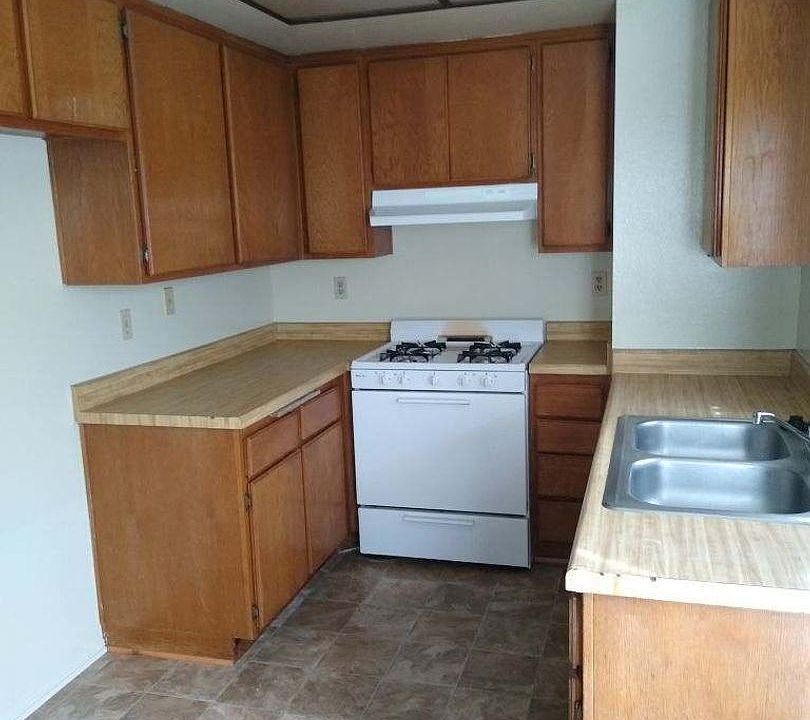 1st image of 3132 Triumph Ln #2