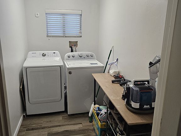 4th image of 511 S Higley Rd