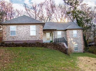 1910 The Woods Cir, Barnhart, MO 63012