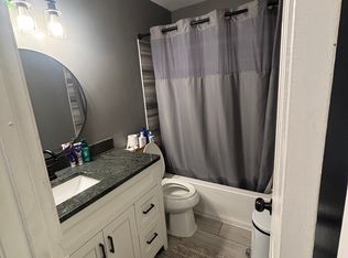 905 Regency Rd, Woodbridge, VA 22191