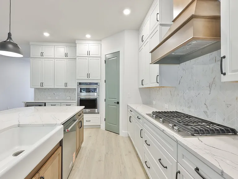 4718 W Kensington Ave — Photo 9