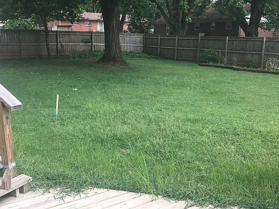4th image of 1133 Glenview Way