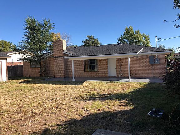 2nd image of 619 Pear Ave