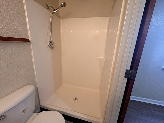 3rd image of 4906 Valley East Blvd #C