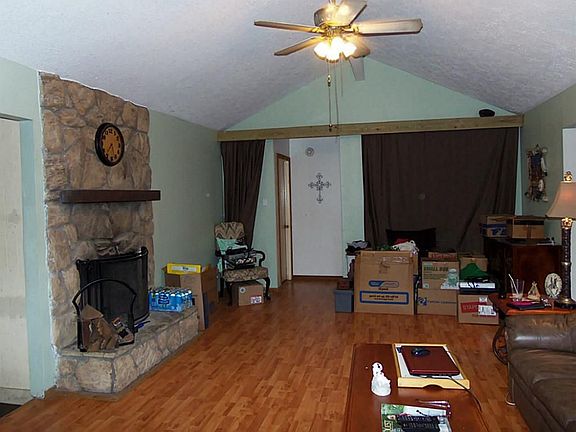 4th image of 3714 Garrett Blvd