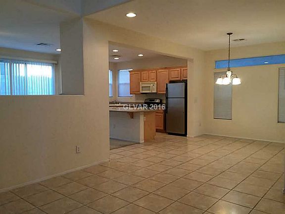 3rd image of 9174 Spumante Ave