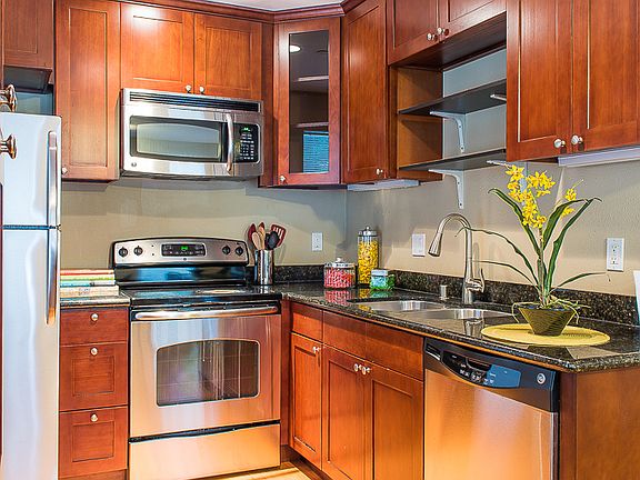 5th image of 4033 162nd Ave SE #2