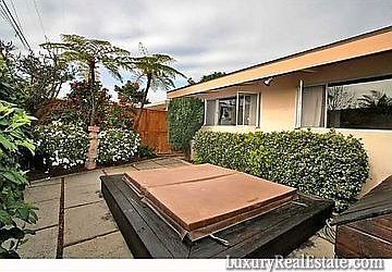 5th image of 821 Coronado Ave