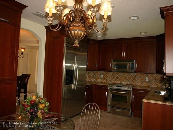 5th image of 1501 SE 2nd St #1501
