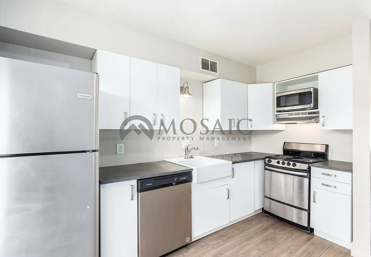 2 bed, 2.0 bath, 900 sqft, $1,199 — Photo 3