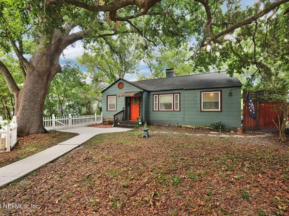 1521 CHARON Road, Jacksonville, FL 32205