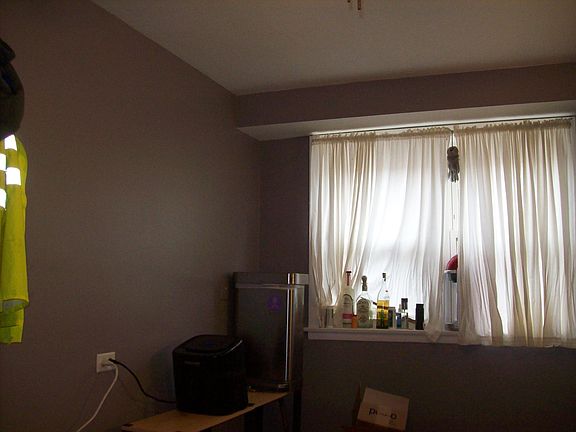 4th image of 4501 N Central Ave #101