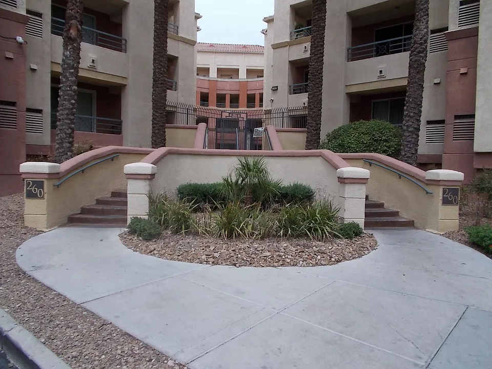 260 E Flamingo Rd #224
