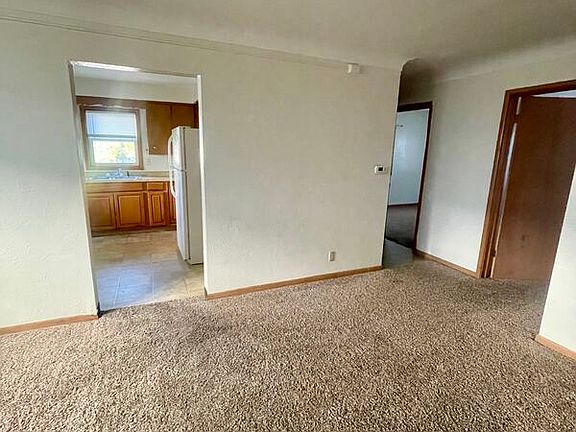 3rd image of 138 33rd Street Dr SE #4