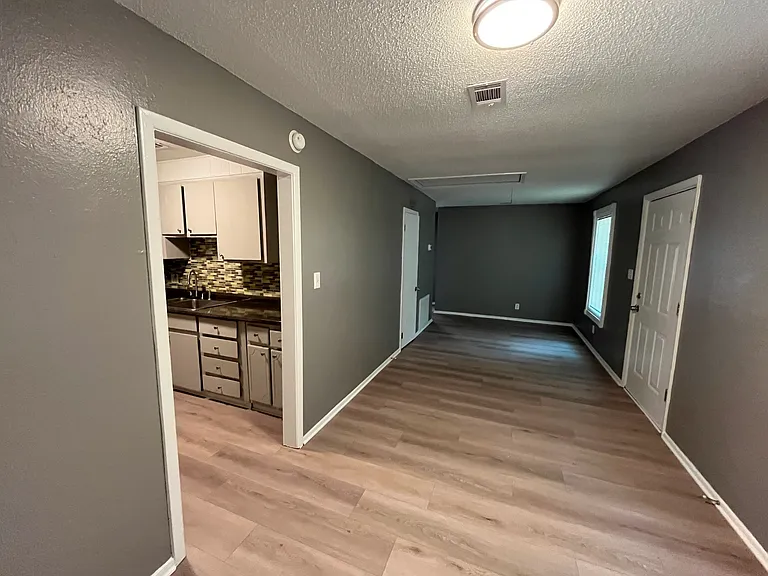 108 Johns Rd — Photo 12