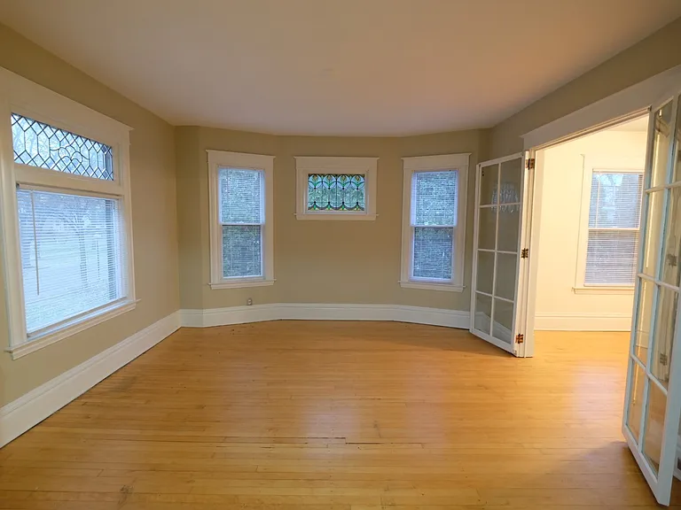 Welcome to Central Lakes of Uptown, where spacious interiors and abundant natural light create a perfect retreat. Enjoy contemporary living in a prime location. Donat miss out on your chance to make this vibrant community your new home! Inquire today!