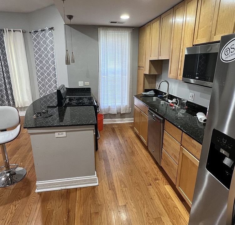 1st image of 5839 S Calumet Ave #2