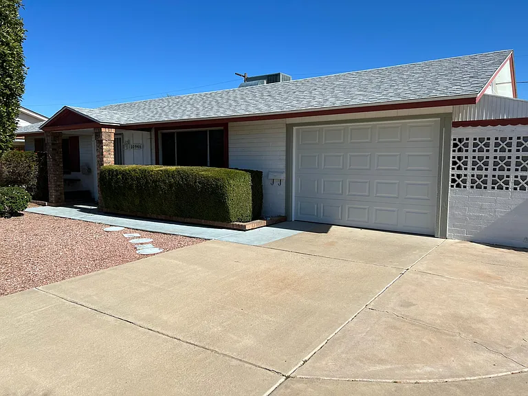 10946 W Canterbury Dr — Photo 5