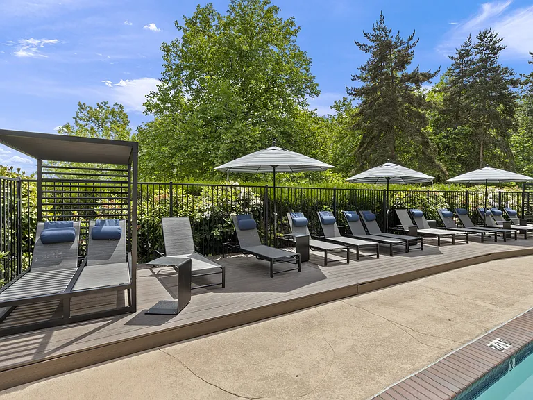 Skyline Redmond — Photo 18