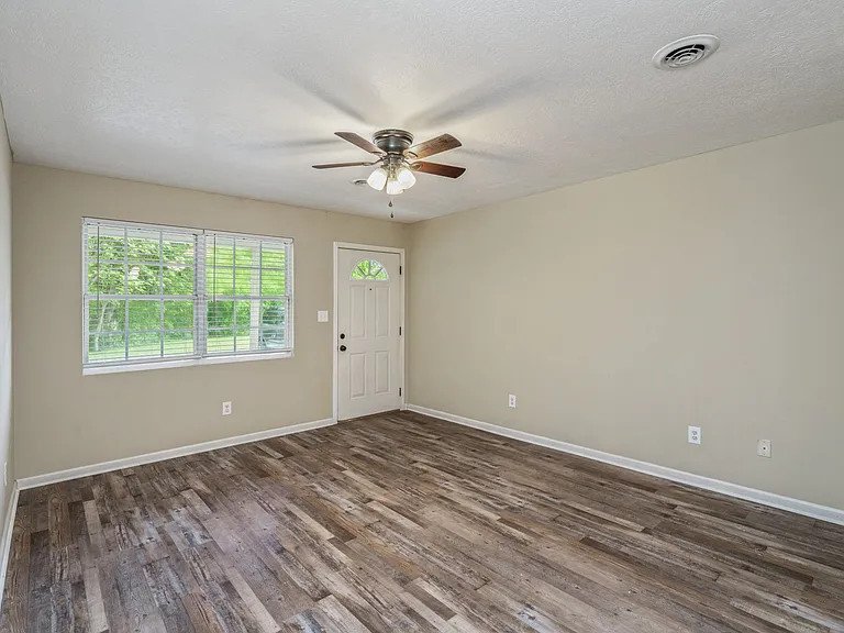 (ACHTK) Boyds Creek Highway (4 Units) - 2318 — Photo 6