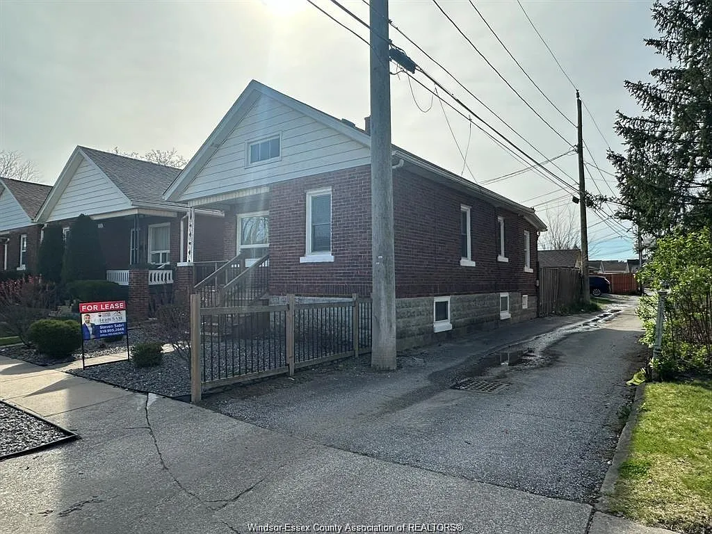 2 bed, $1,750 — Photo 3