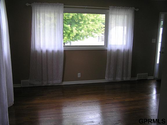 2nd image of 803 W 31st Ave