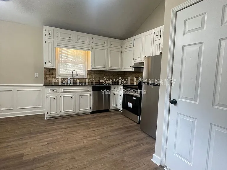 377 Arbour Way — Photo 8
