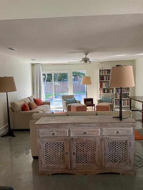 1st image of 1844 Sea Oats Dr