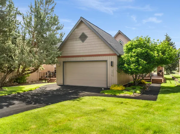 1825 Cinnamon Teal Dr, Redmond, OR 97756
