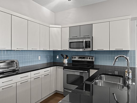 4th image of 3645 Carrington Rd #510