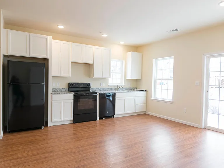 Arey Lane Townhomes — Photo 8