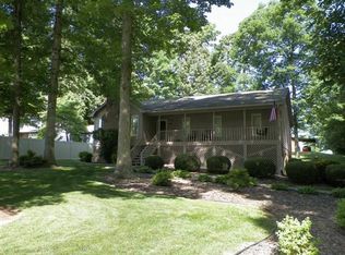 212 W Davidson Ave, Lexington, NC 27295