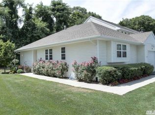 89 Mulberry Cmns, Riverhead, NY 11901