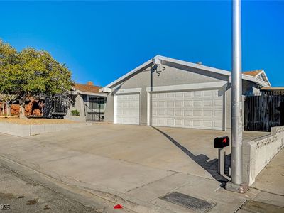 5132 Spencer St, Las Vegas, NV, 89119