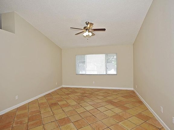 5th image of 4010 Lake Mirage Blvd
